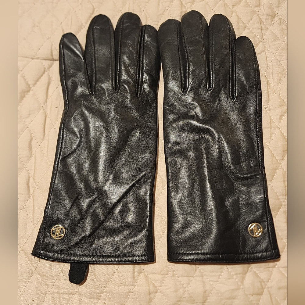Womens Adrienne Vittadini Leather Gloves